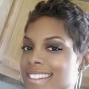 Meet your Posher, Niki